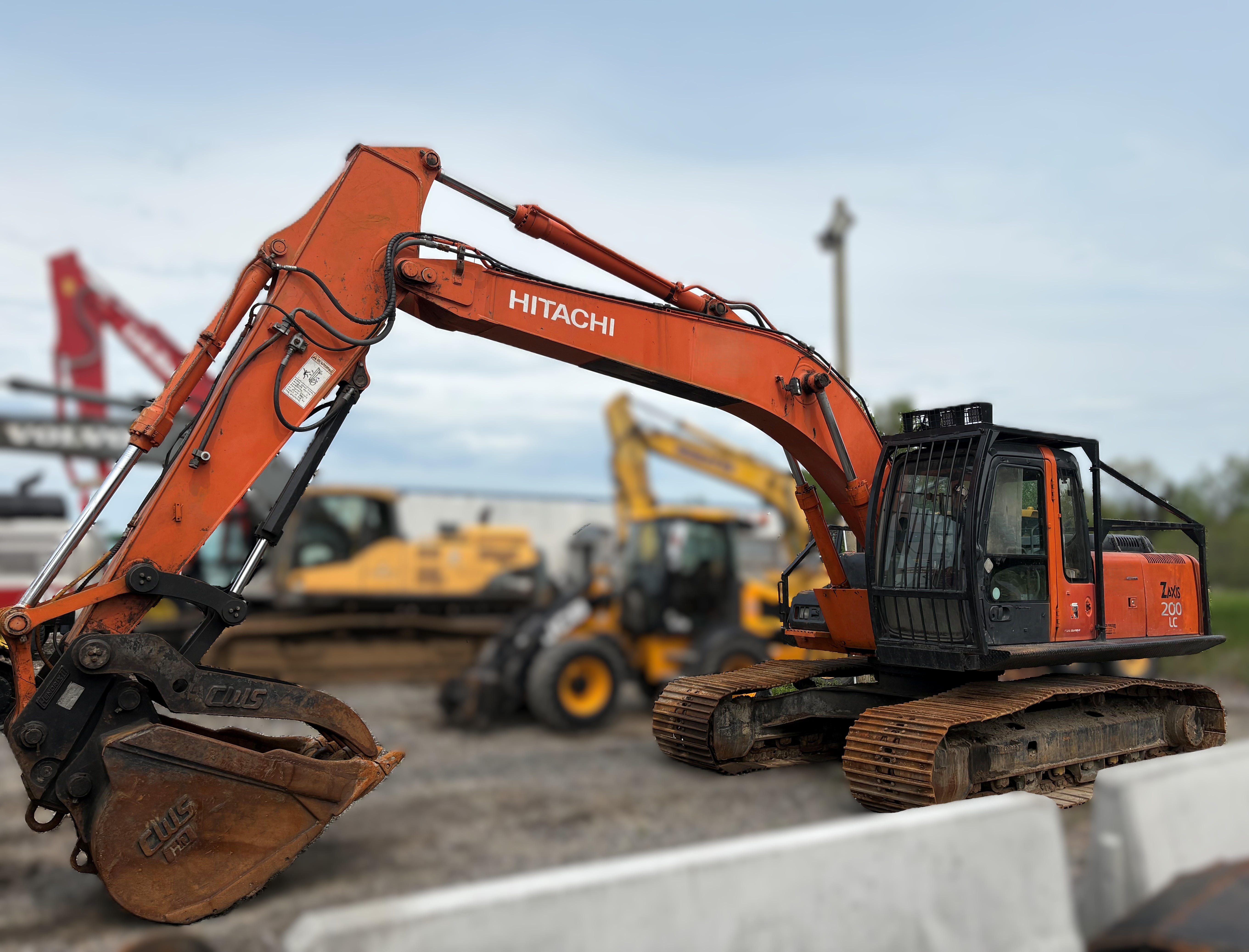 Hitachi excavator ZX200 | Product Hitachi excavator ZX200